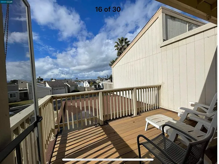 1229 Marina Cir — Photo 18