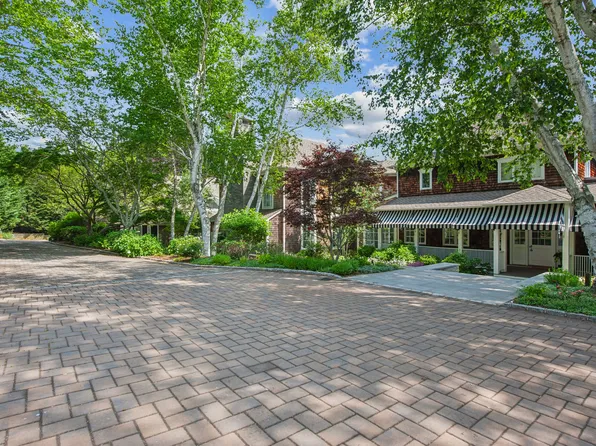 12 Clinton Ave, Shelter Island, NY 11964