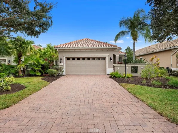 7423 Wexford Ct, Lakewood Ranch, FL 34202