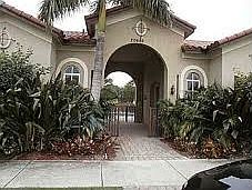 2nd image of 20719 NE 10th Path