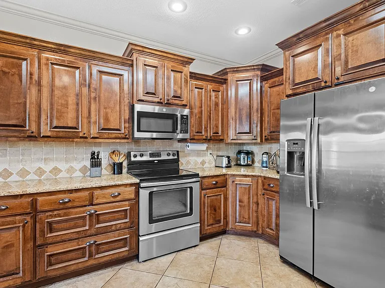 1048 Tarah Knolls Cir — Photo 13