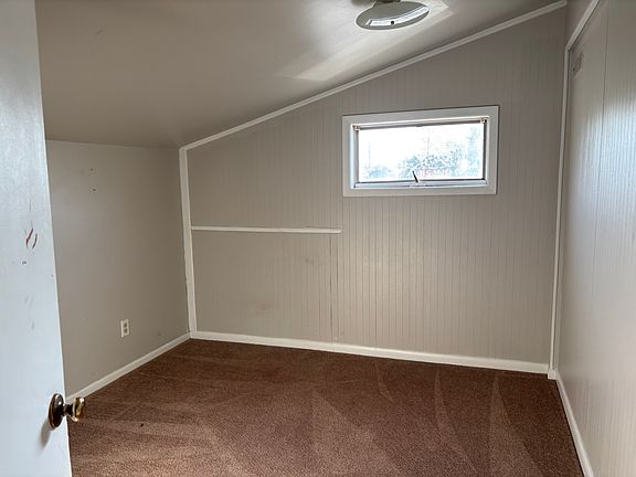 5th image of 801 Central Ave Unit 4