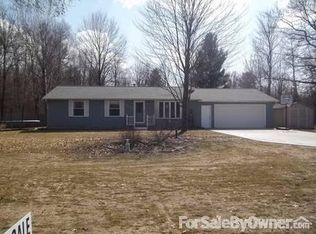 2322 E Ashby Rd, Midland, MI 48640