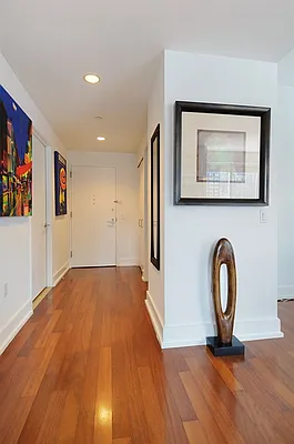 Rented by Corcoran | media 27
