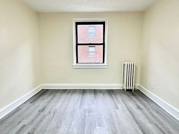 5th image of 715 Church Ln #G2