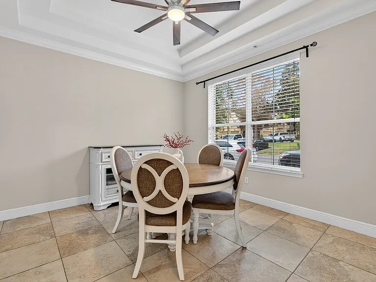 1121 Charming St — Photo 2
