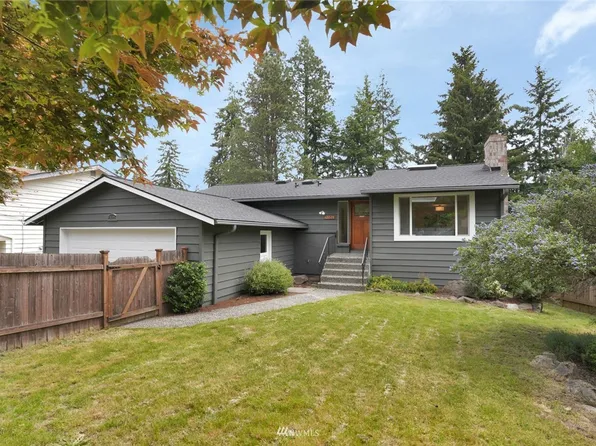 13026 27th Ave NE, Seattle, WA 98125