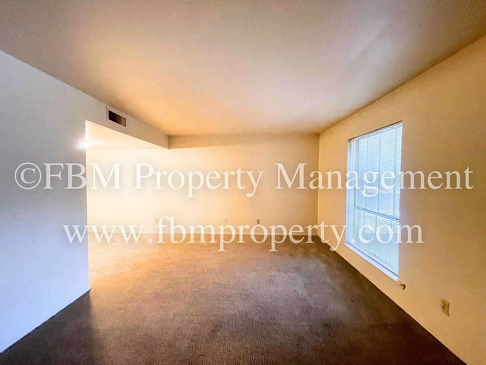 Marvin Place Apartments / MorPat BZ Apartment Rentals Waxahachie