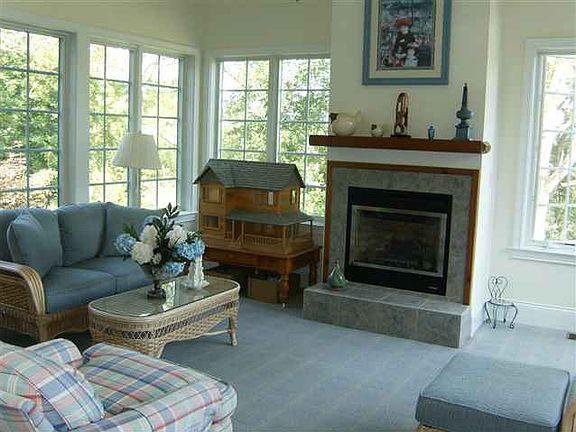 5th image of 2031 Lake Vista Ct