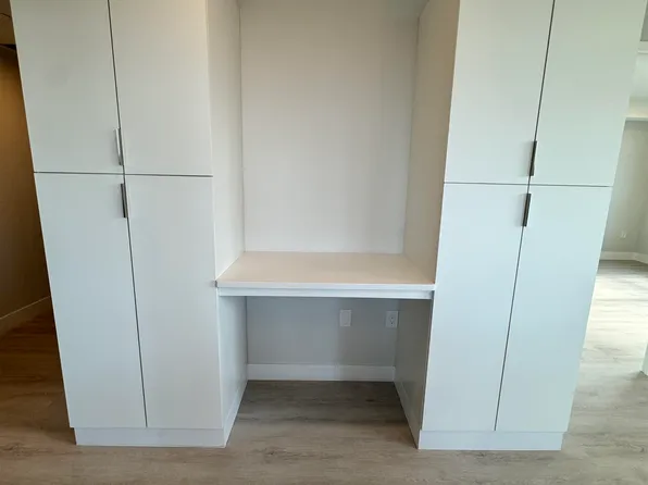 40 Center Street image 9 of 28