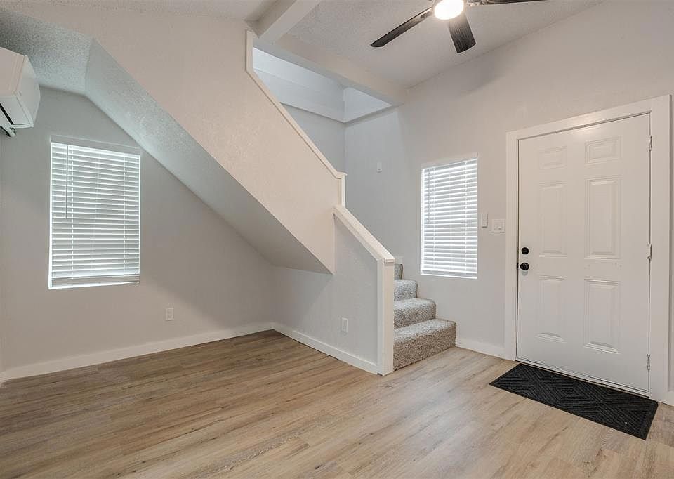 1st image of 3407 S Lee Ave #3407