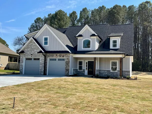 258 Twelve Oaks Dr, Rock Spring, GA 30739