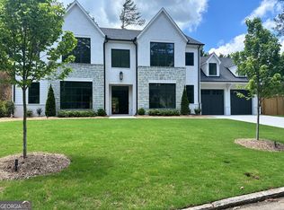 4550 Jolyn Pl, Sandy Springs, GA