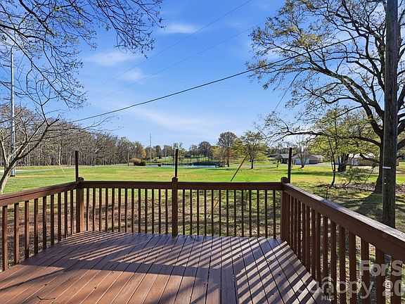 4th image of 2303 Long Hope Rd