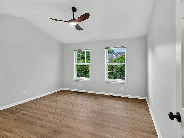 806 Hinchley Run — Photo 38