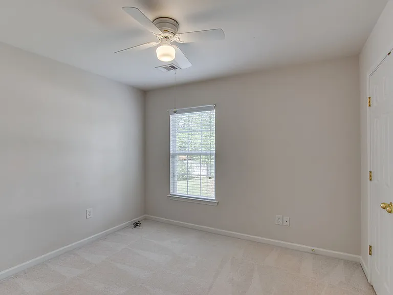 1510 Chestnut Springs Rd — Photo 13