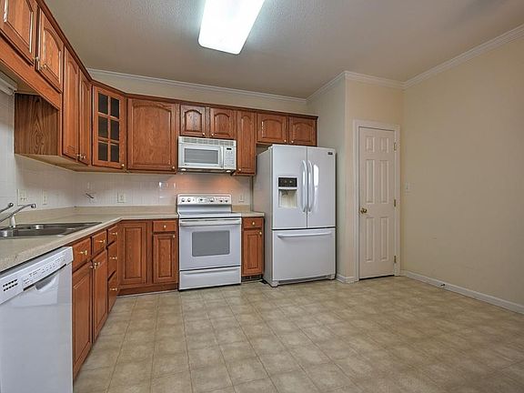 5th image of 109 Keeneland Cir #109