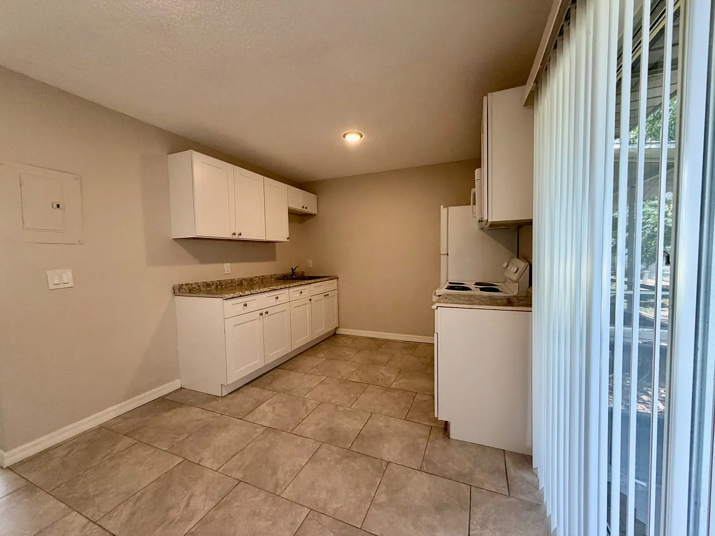 1300 Melody Lane — Photo 3
