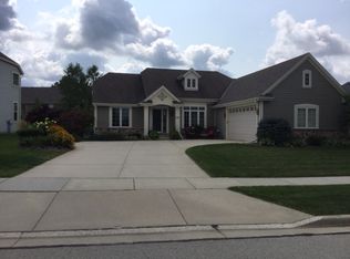 1701 Prairie Dr, West Bend, WI 53095