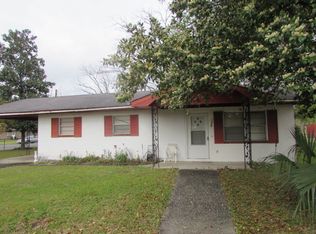 1348 Buchannon St, Waycross, GA 31501