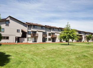 1010 Douglas St #A-2, Longview, WA 98632
