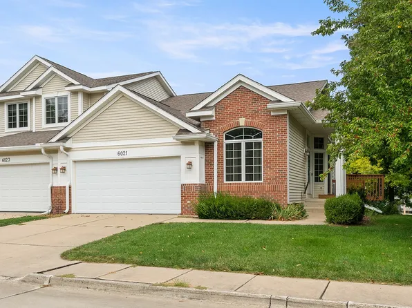 6021 Cottage Dr, Johnston, IA 50131