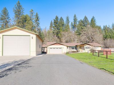 174 Barker Dr, Merlin, OR, 97532