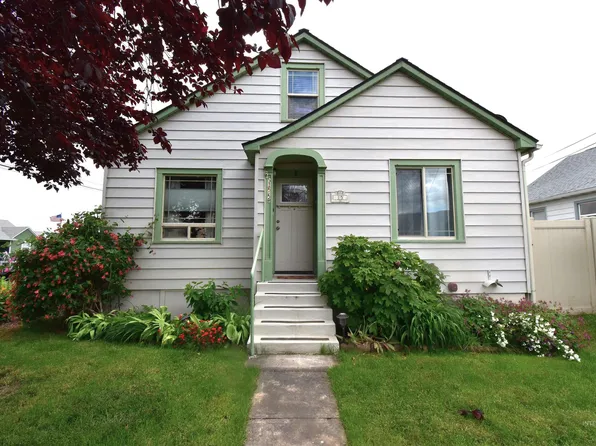 15 Sycamore St, Clarkston, WA 99403