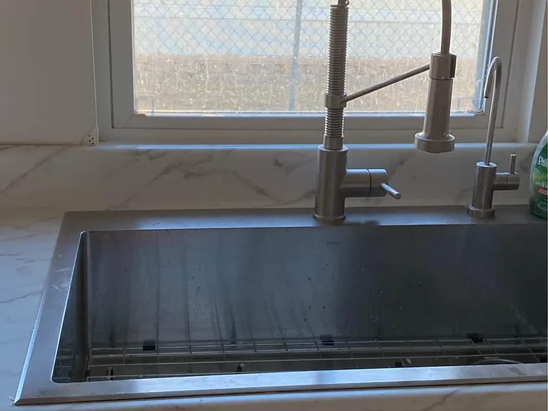 2020 Rose Ave — Photo 4