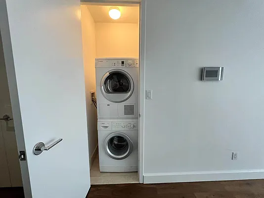 Rented by Square Realty Global Inc | media 36