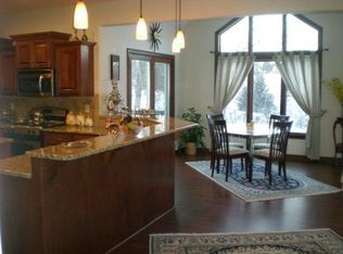 540 Wildwood Ln, Nebraska City, NE 68410