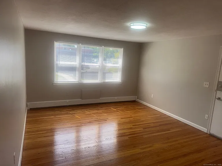 768 New Britain Ave #3 — Photo 7