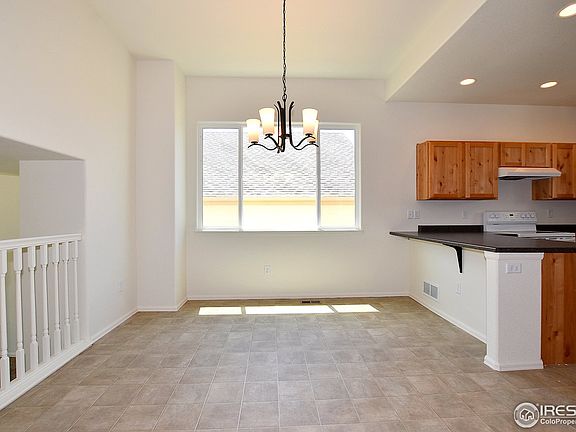 4th image of 1011 Axis Dr