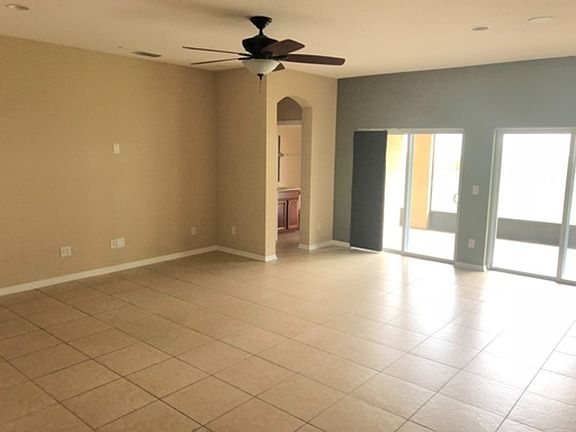 5th image of 2410 Pickford Cir