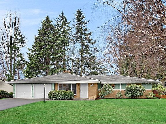 2nd image of 19833 18th Ave NW