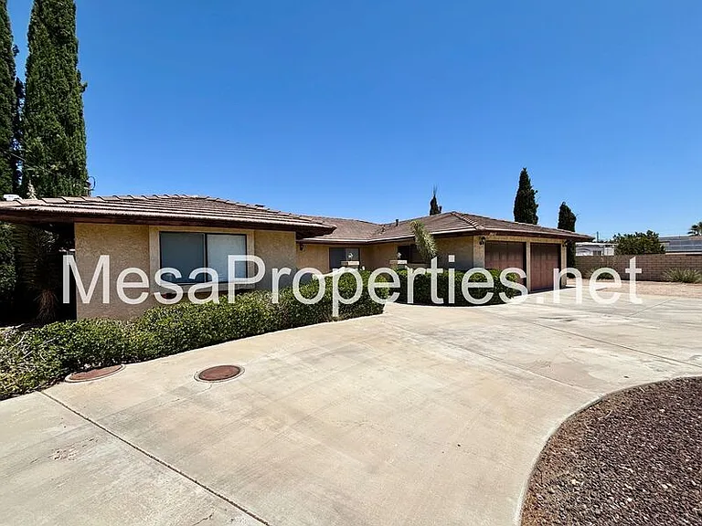 18642 Orange St — Photo 3