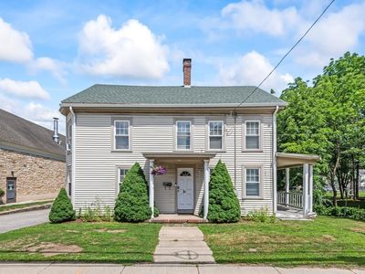 82 Main St, Blackstone, MA, 01504
