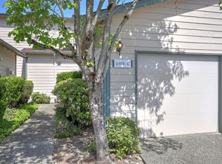 24918 110th Ave SE APT C, Kent, WA 98030