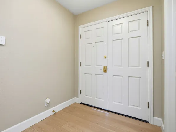 1595 5th Ave, Belmont, CA 94002