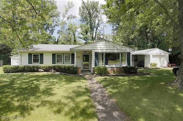1st image of 233 Susan Dr