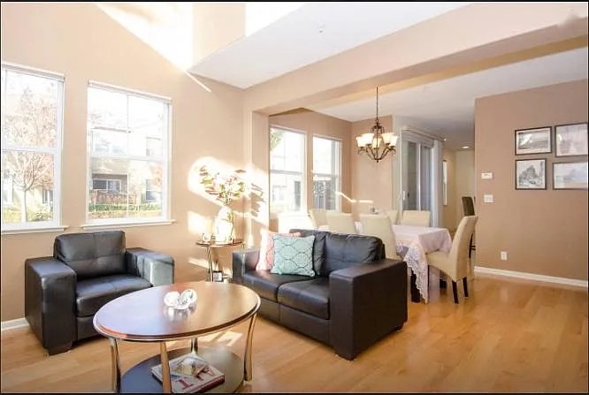 4 bed, 2077 sqft, $6,900 — Photo 3