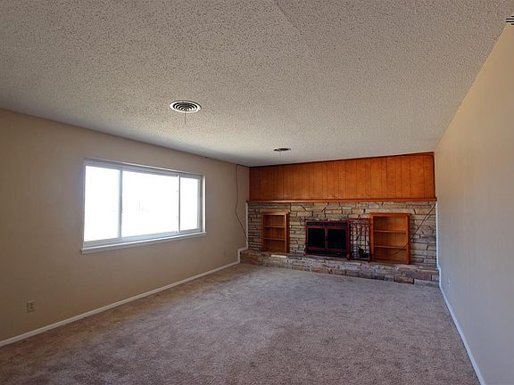 3rd image of 2200 Echols Ave