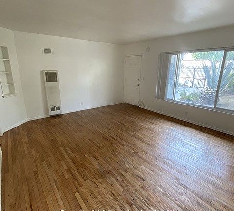 2nd image of 1915 W Florence Ave