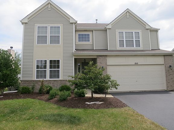 2nd image of 1810 Northshire Dr