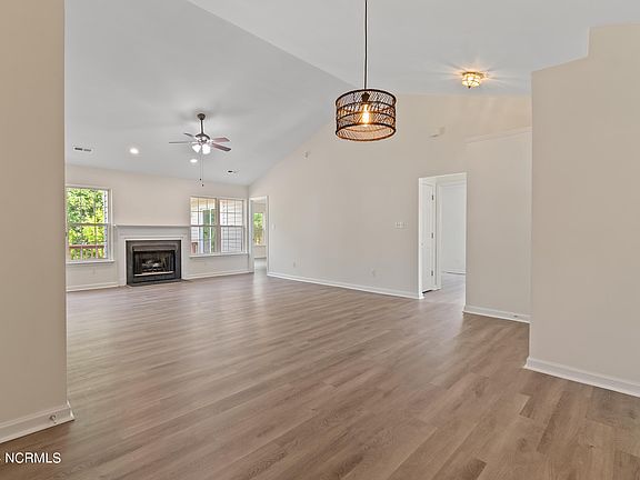 4th image of 1502 Marblehead Court