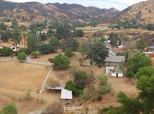 9085 Arroyo Dr, Colton, CA 92324