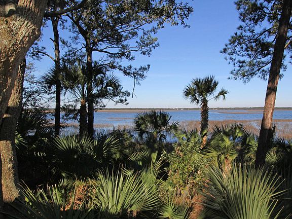 2nd image of 213 Sea Marsh Dr