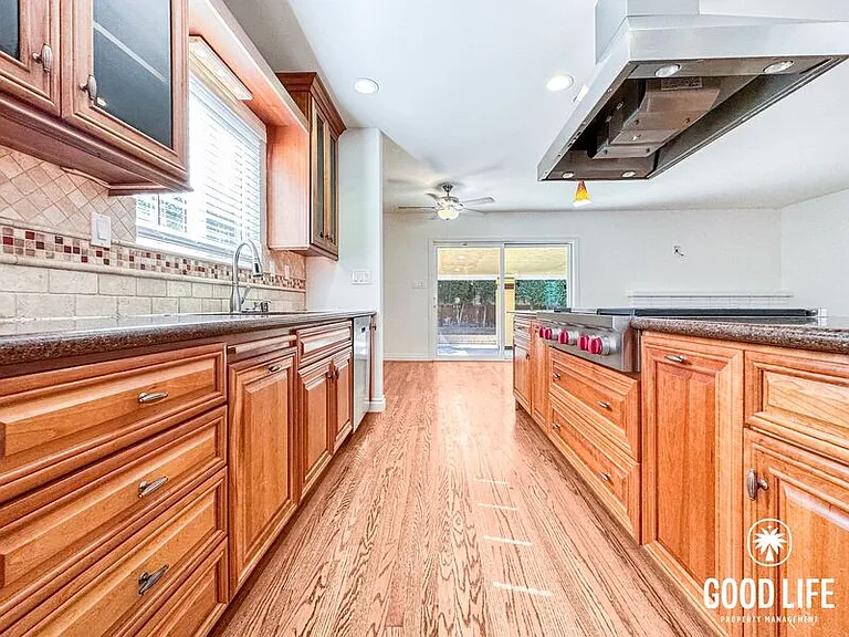 1770 W Chateau Ave — Photo 9