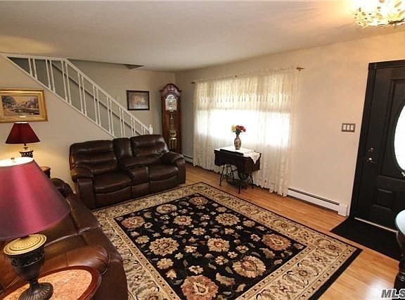 3rd image of 62 Abner Dr