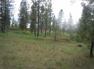 5928 E Robin Ln, Chattaroy, WA 99003